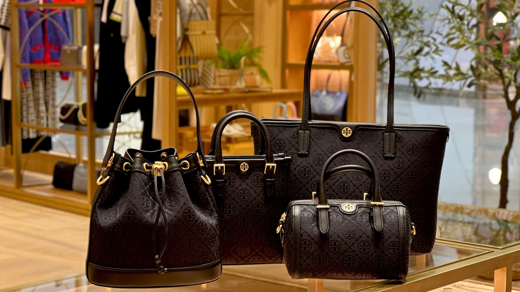 Back to Black: Tory Burch T Monogram Bags in Black - Time