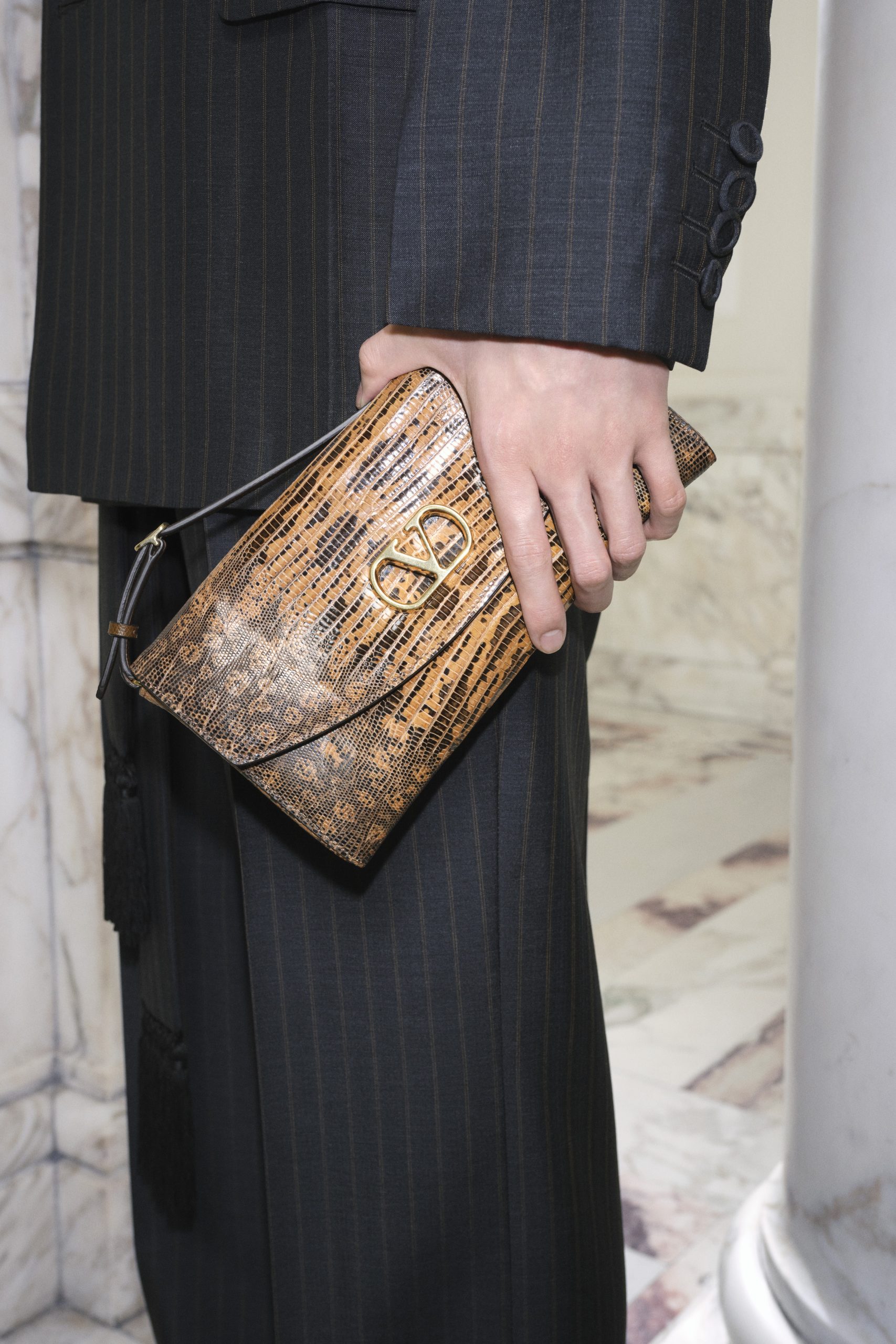 VALENTINO PRE-FALL26_LOOK_043