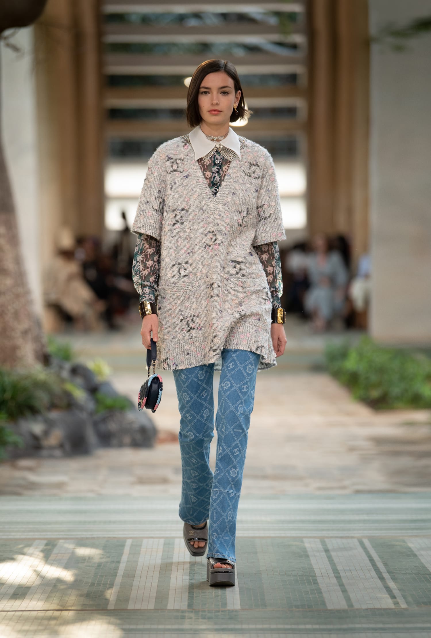 chanel_035_2022-23-metiers-dart-show-LD