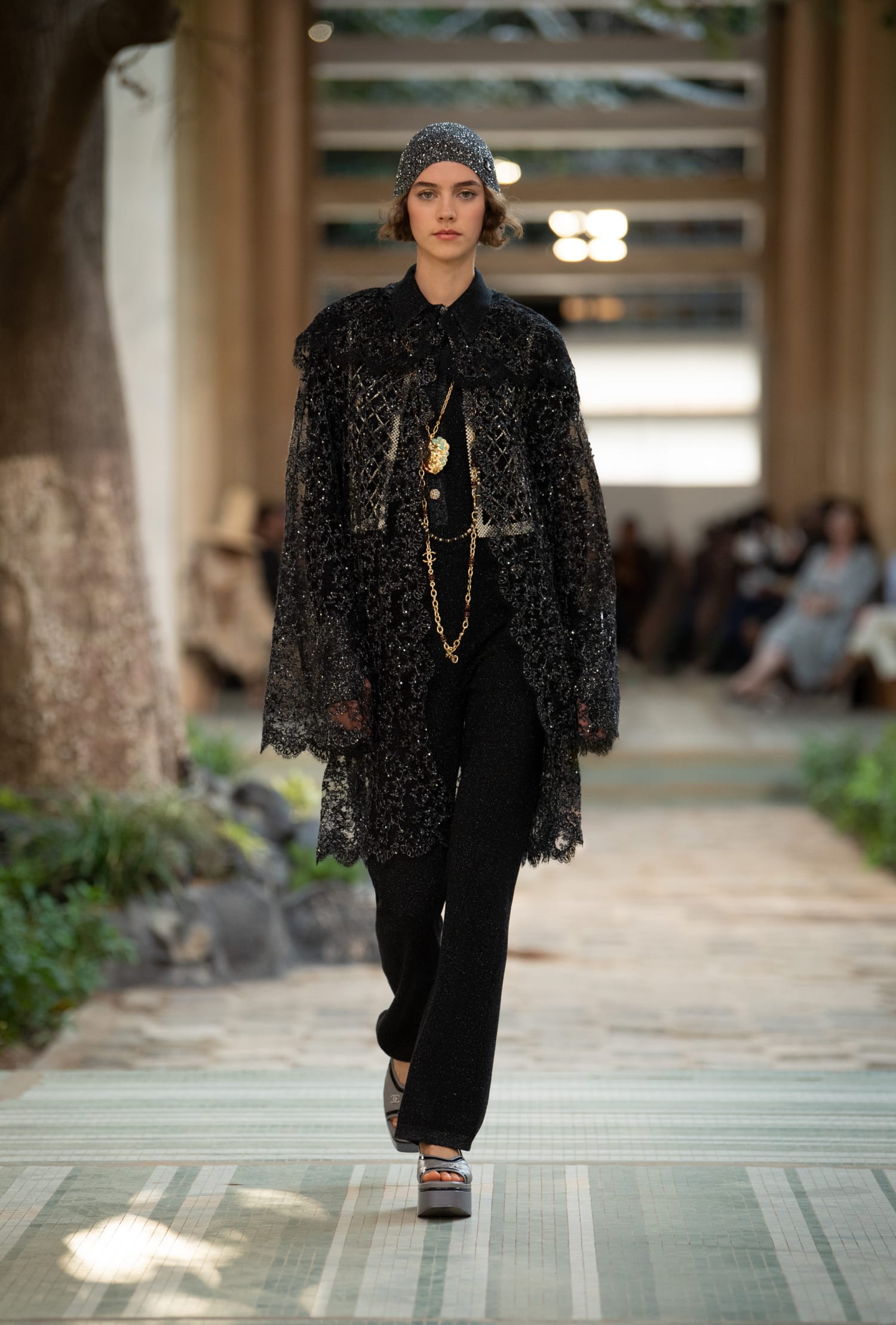 chanel_040_2022-23-metiers-dart-show-LD