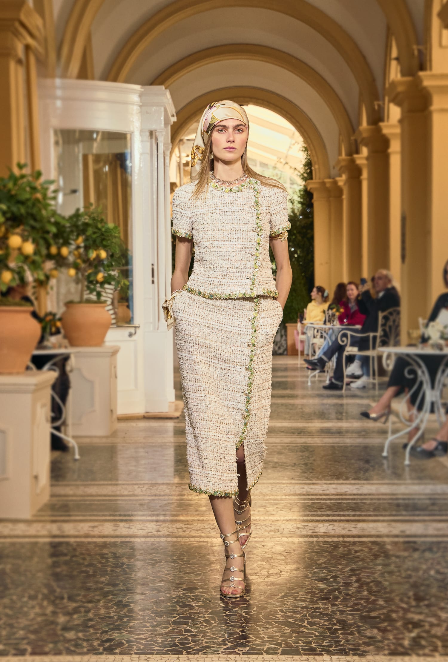 chanel_cruise_2025-26_collection_look-19-LD