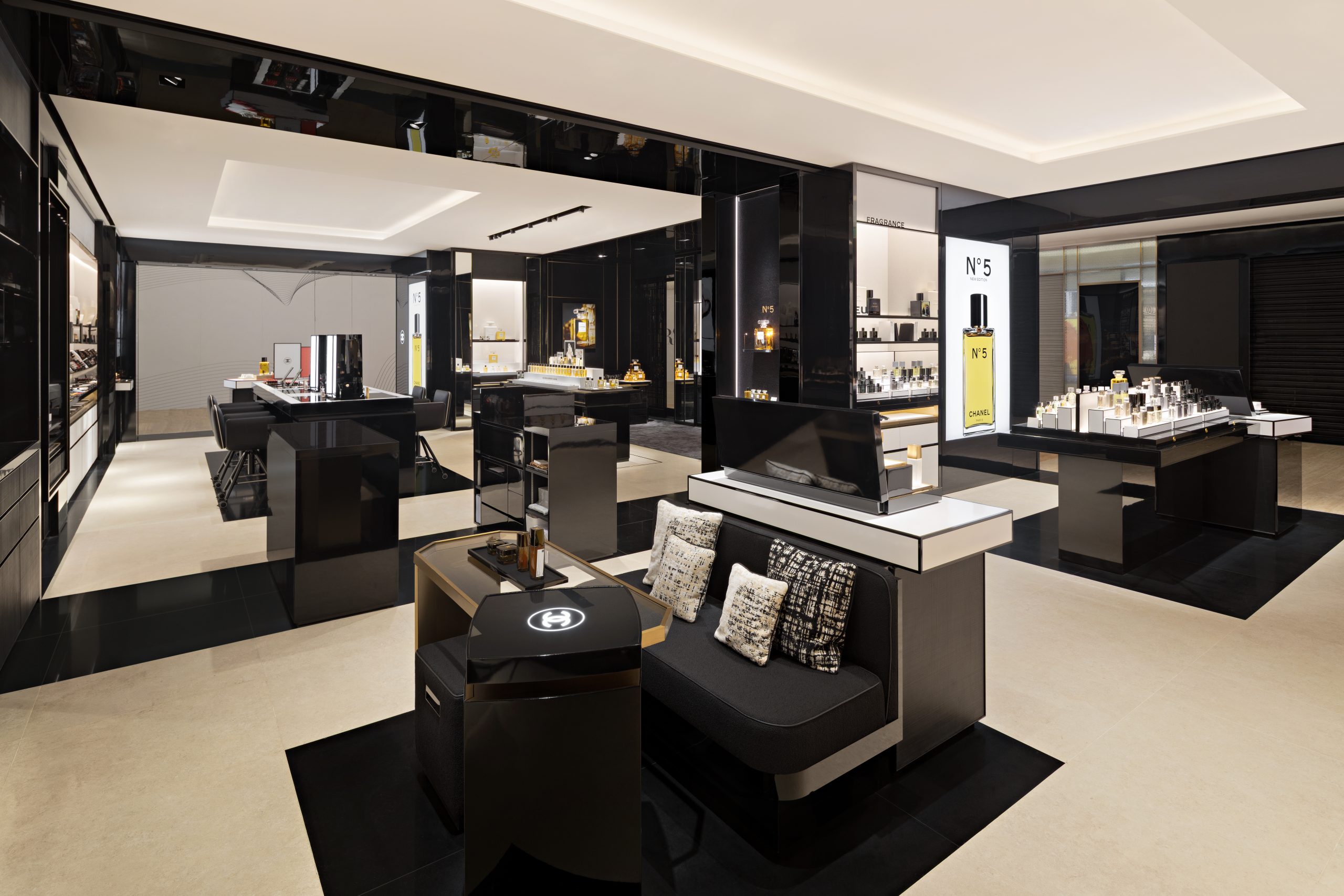 chanel_fragrance-beauty-boutique-5-HD