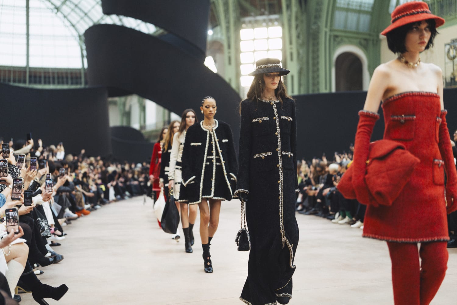 CHANEL Fall-Winter 2025/26 Ready-to-Wear Collection