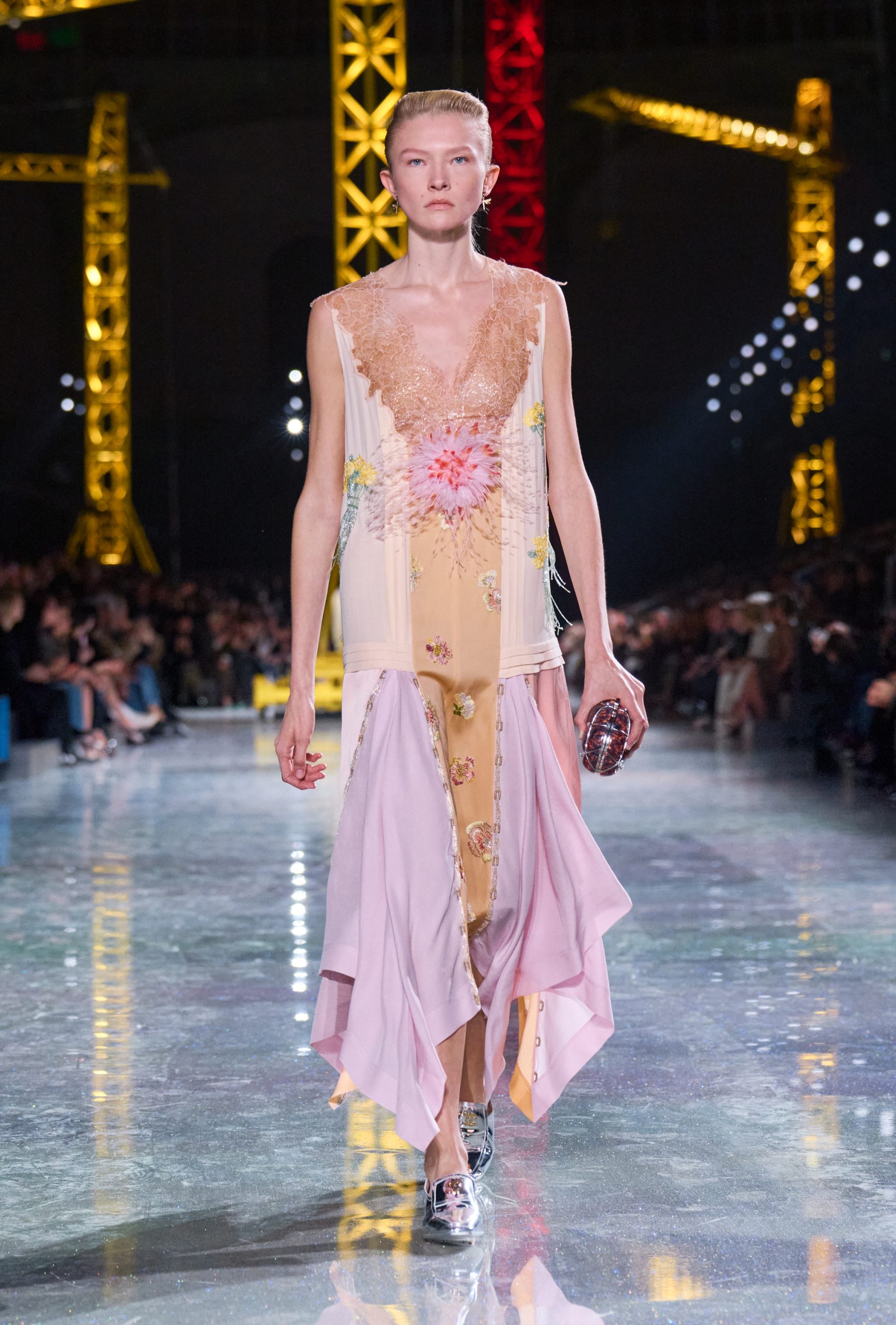 chanel_fw26-copyright-chanel-look-20-HD