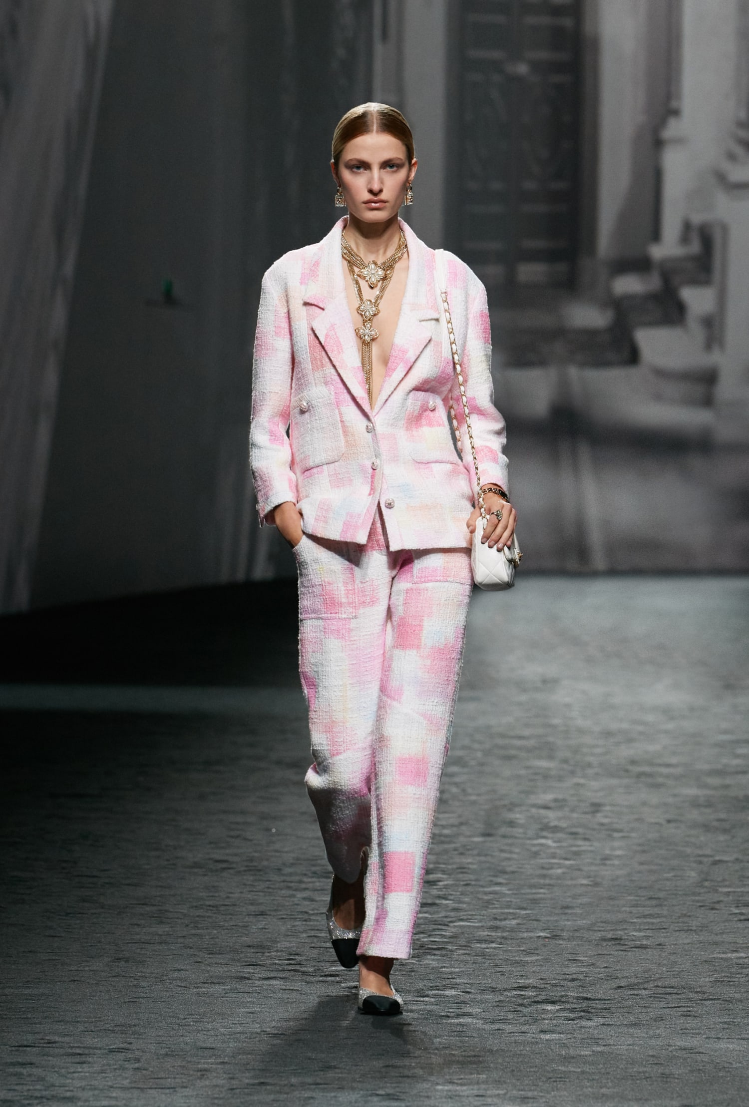 CHANEL SpringSummer 2023 ReadytoWear Collection