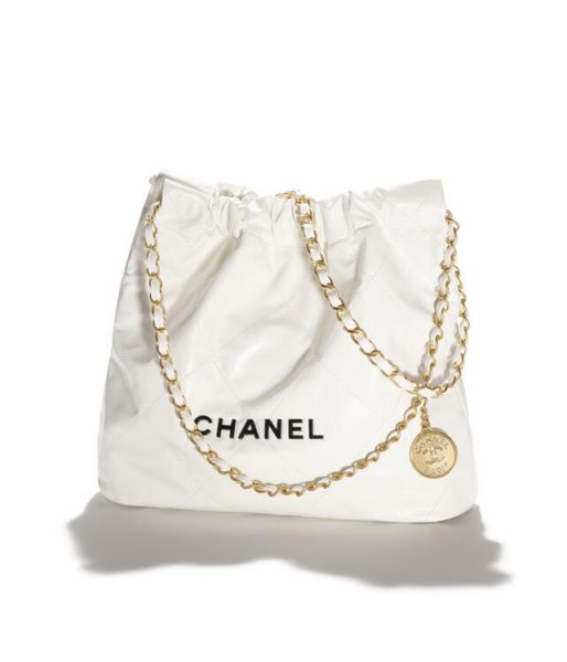 CHANEL 22 BAG