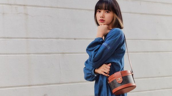 BLACKPINK’S LISA WEAR THIS CELINE BAG WITH THREE DIFFERENT OUTFITS