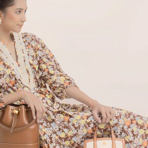 WHAT’S INSIDE HER BAG: MIKHA TAMBAYONG AND TORY BURCH T MONOGRAM BUCKET BAG