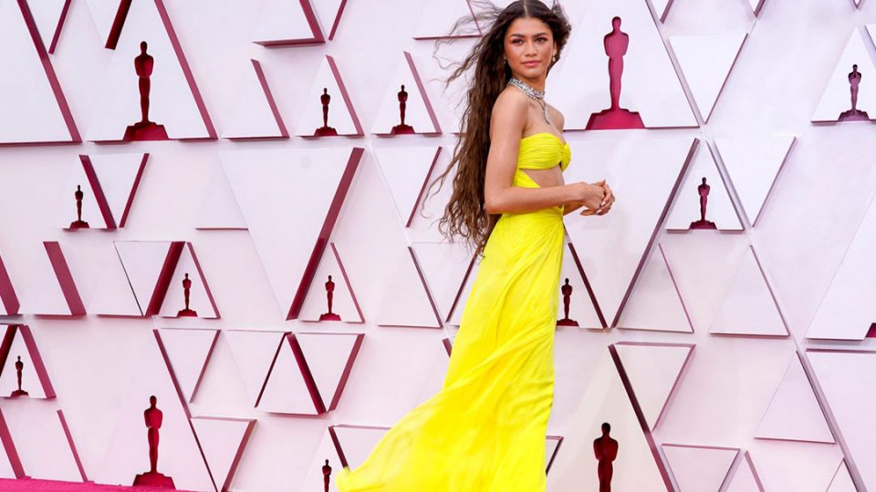 zendaya oscars best dressed valentino red carpet