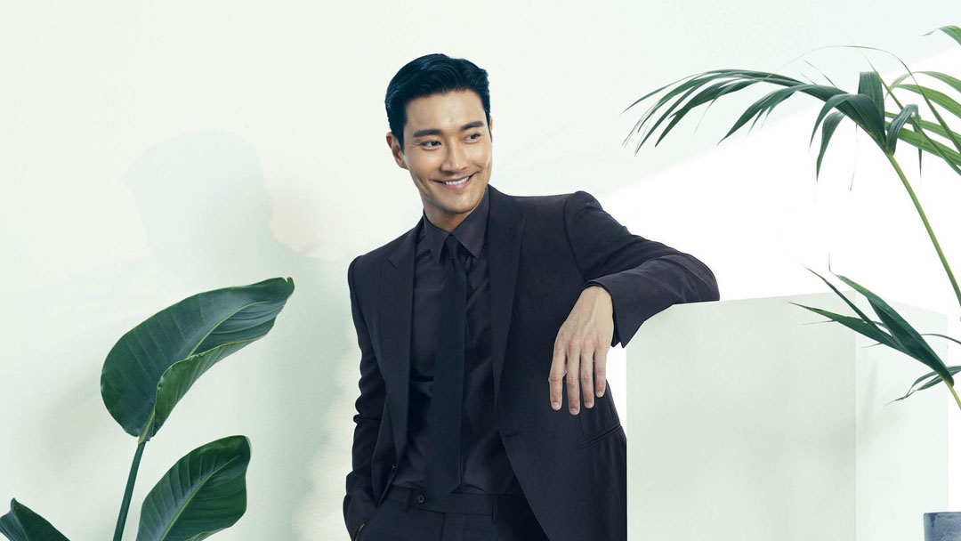 DRESSED IN ZEGNA, SIWON CHOI SHOWS HOW A MODERN MAN SPENDS HIS SUMMER IN STYLE