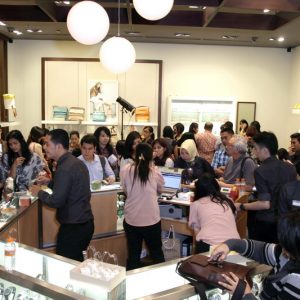 FOSSIL Opens its New Store at Plaza Senayan