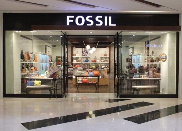 Fossil Membuka Butik Terbesarnya di Indonesia di Grand City Surabaya