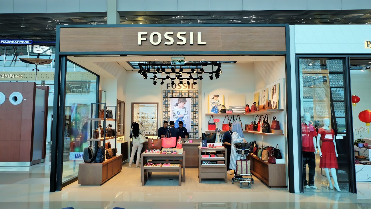 Fossil Stores Time International