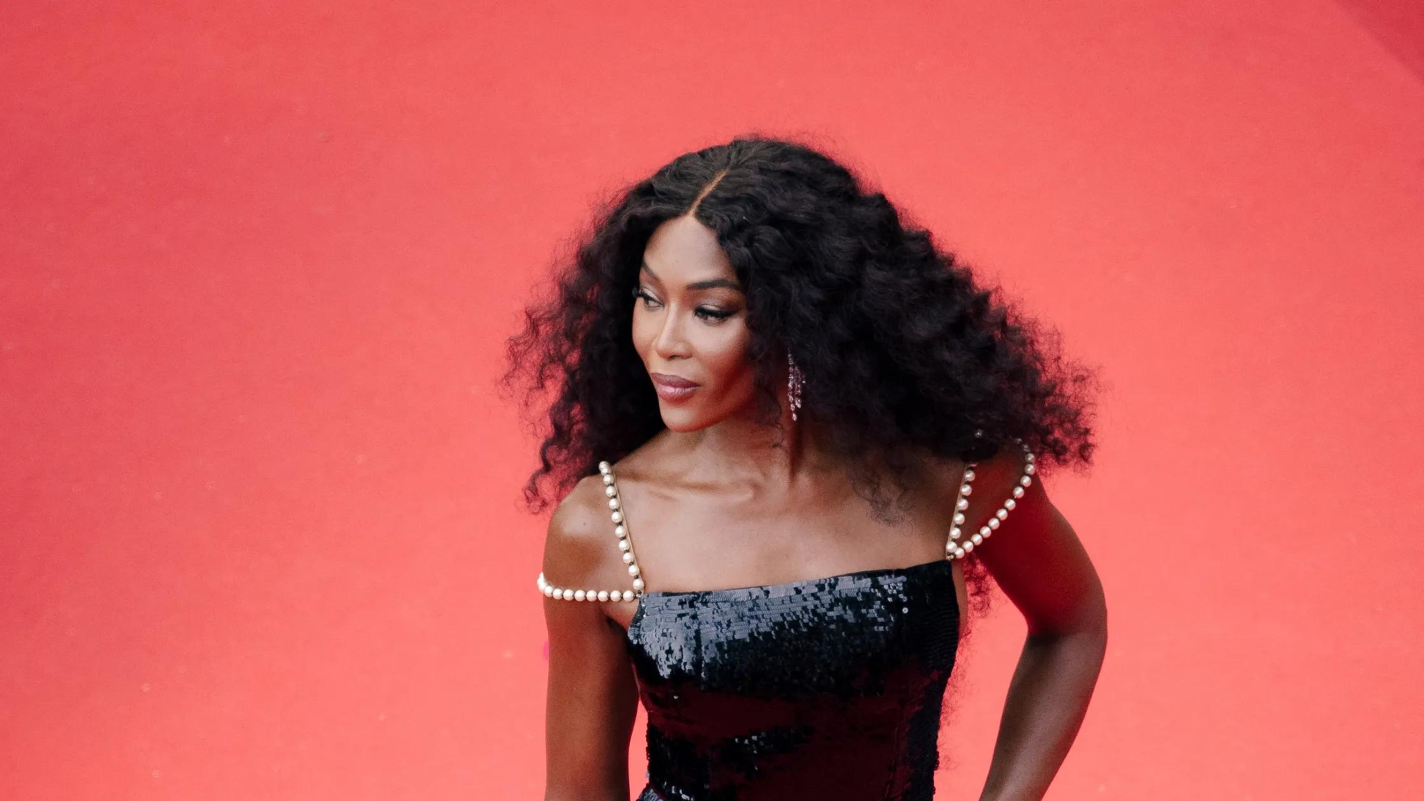 Naomi Campbell Glam Up for Cannes in Vintage CHANEL